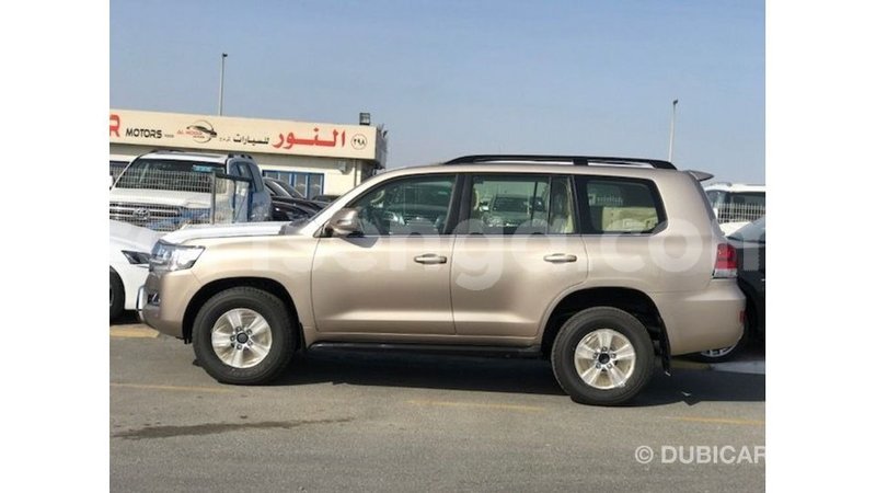 Big with watermark toyota land cruiser hhohho import dubai 15430