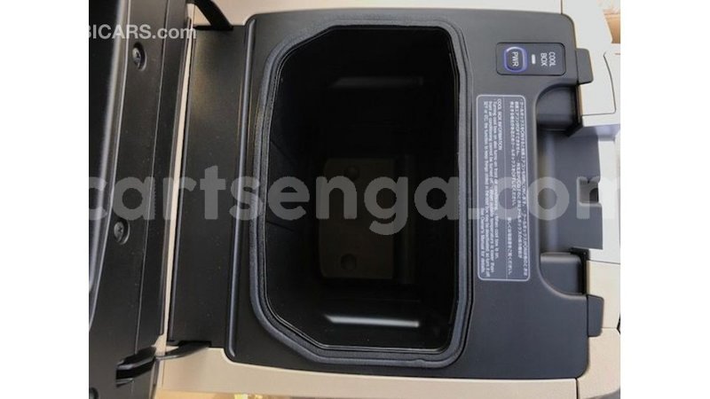 Big with watermark toyota land cruiser hhohho import dubai 15430