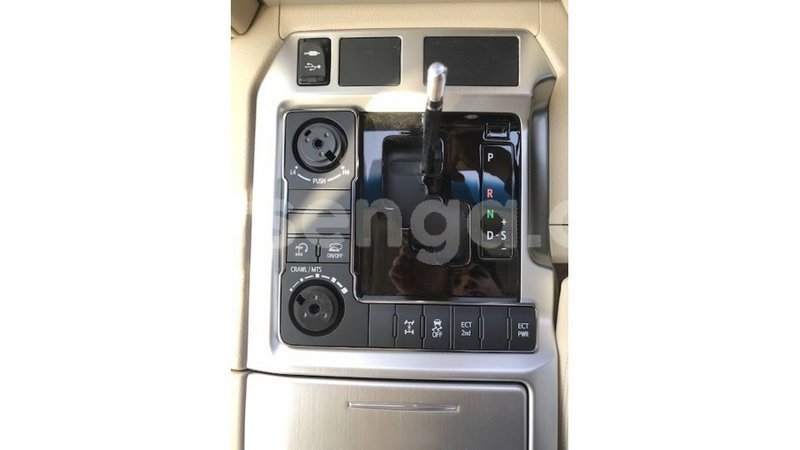 Big with watermark toyota land cruiser hhohho import dubai 15430