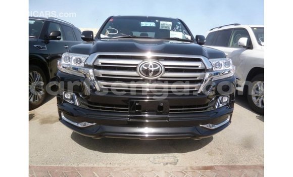 Nunua Imported Toyota Land Cruiser Black Gari ndani ya Import - Dubai nchini Hhohho Nunua Imported Toyota Land Cruiser Black Gari ndani ya Import - Dubai nchini Hhohho