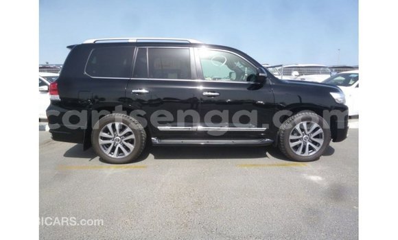 Nunua Imported Toyota Land Cruiser Black Gari ndani ya Import - Dubai nchini Hhohho Nunua Imported Toyota Land Cruiser Black Gari ndani ya Import - Dubai nchini Hhohho