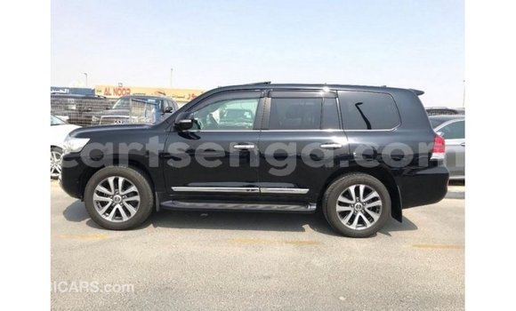 Buy Import Toyota Land Cruiser Black Car in Import - Dubai in Hhohho Buy Import Toyota Land Cruiser Black Car in Import - Dubai in Hhohho