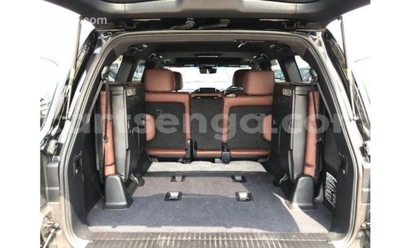 Buy Import Toyota Land Cruiser Black Car in Import - Dubai in Hhohho Buy Import Toyota Land Cruiser Black Car in Import - Dubai in Hhohho