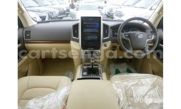 Nunua Imported Toyota Land Cruiser Black Gari ndani ya Import - Dubai nchini Hhohho Nunua Imported Toyota Land Cruiser Black Gari ndani ya Import - Dubai nchini Hhohho