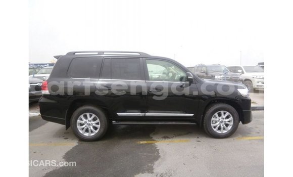 Nunua Imported Toyota Land Cruiser Black Gari ndani ya Import - Dubai nchini Hhohho Nunua Imported Toyota Land Cruiser Black Gari ndani ya Import - Dubai nchini Hhohho