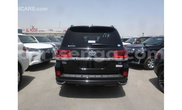 Nunua Imported Toyota Land Cruiser Black Gari ndani ya Import - Dubai nchini Hhohho Nunua Imported Toyota Land Cruiser Black Gari ndani ya Import - Dubai nchini Hhohho