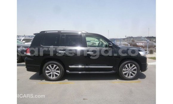 Nunua Imported Toyota Land Cruiser Black Gari ndani ya Import - Dubai nchini Hhohho Nunua Imported Toyota Land Cruiser Black Gari ndani ya Import - Dubai nchini Hhohho