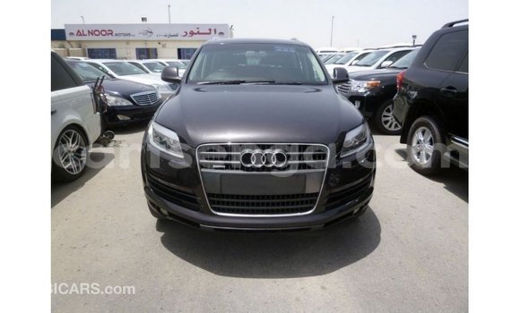 Acheter Import Voiture Audi Q7 Noir à Import - Dubai, Hhohho Acheter Import Voiture Audi Q7 Noir à Import - Dubai, Hhohho