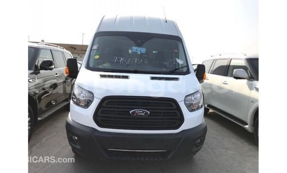 Nunua Imported Ford Club Wagon White Gari ndani ya Import - Dubai nchini Hhohho Nunua Imported Ford Club Wagon White Gari ndani ya Import - Dubai nchini Hhohho