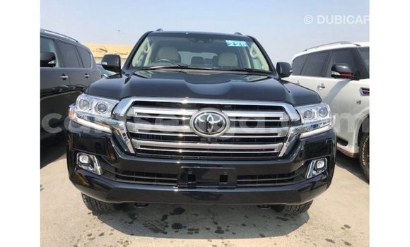 Acheter Import Voiture Toyota Land Cruiser Noir à Import - Dubai, Hhohho Acheter Import Voiture Toyota Land Cruiser Noir à Import - Dubai, Hhohho