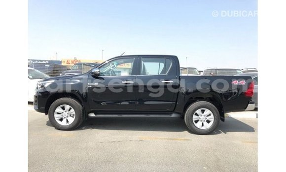 Nunua Imported Toyota Hilux Black Gari ndani ya Import - Dubai nchini Hhohho Nunua Imported Toyota Hilux Black Gari ndani ya Import - Dubai nchini Hhohho