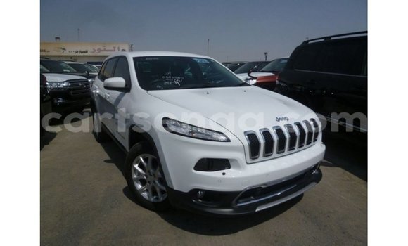 Nunua Imported Jeep Cherokee White Gari ndani ya Import - Dubai nchini Hhohho Nunua Imported Jeep Cherokee White Gari ndani ya Import - Dubai nchini Hhohho