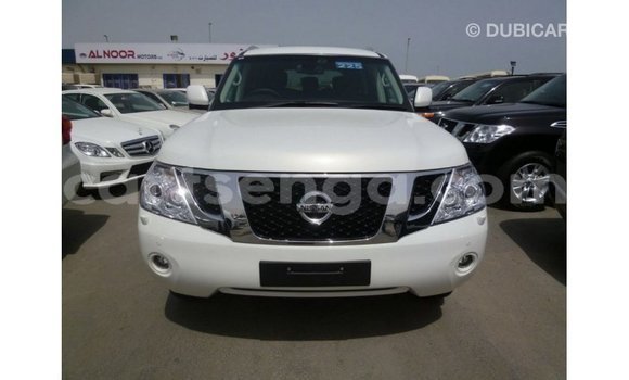 Nunua Imported Nissan Patrol White Gari ndani ya Import - Dubai nchini Hhohho Nunua Imported Nissan Patrol White Gari ndani ya Import - Dubai nchini Hhohho
