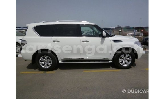Nunua Imported Nissan Patrol White Gari ndani ya Import - Dubai nchini Hhohho Nunua Imported Nissan Patrol White Gari ndani ya Import - Dubai nchini Hhohho