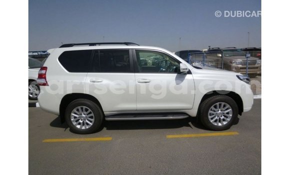Nunua Imported Toyota Prado White Gari ndani ya Import - Dubai nchini Hhohho Nunua Imported Toyota Prado White Gari ndani ya Import - Dubai nchini Hhohho