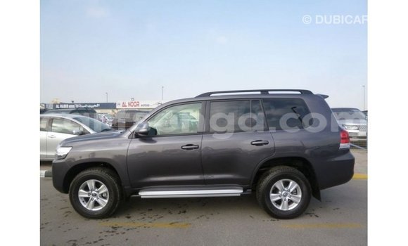 Acheter Import Voiture Toyota Land Cruiser Autre à Import - Dubai, Hhohho Acheter Import Voiture Toyota Land Cruiser Autre à Import - Dubai, Hhohho