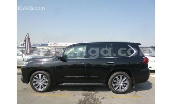Acheter Import Voiture Lexus LX Noir à Import - Dubai, Hhohho Acheter Import Voiture Lexus LX Noir à Import - Dubai, Hhohho