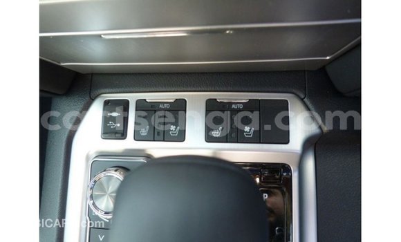 Acheter Import Voiture Toyota Land Cruiser Noir à Import - Dubai, Hhohho Acheter Import Voiture Toyota Land Cruiser Noir à Import - Dubai, Hhohho