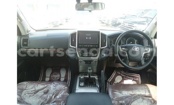 Nunua Imported Toyota Land Cruiser Black Gari ndani ya Import - Dubai nchini Hhohho Nunua Imported Toyota Land Cruiser Black Gari ndani ya Import - Dubai nchini Hhohho