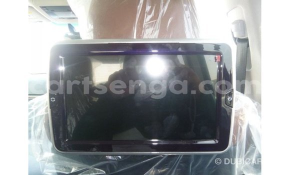 Nunua Imported Toyota Land Cruiser Black Gari ndani ya Import - Dubai nchini Hhohho Nunua Imported Toyota Land Cruiser Black Gari ndani ya Import - Dubai nchini Hhohho