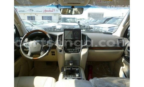 Acheter Import Voiture Toyota Land Cruiser Autre à Import - Dubai, Hhohho Acheter Import Voiture Toyota Land Cruiser Autre à Import - Dubai, Hhohho