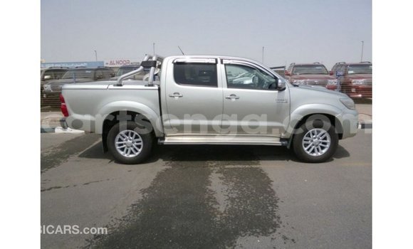 Acheter Import Voiture Toyota Hilux Autre à Import - Dubai, Hhohho Acheter Import Voiture Toyota Hilux Autre à Import - Dubai, Hhohho