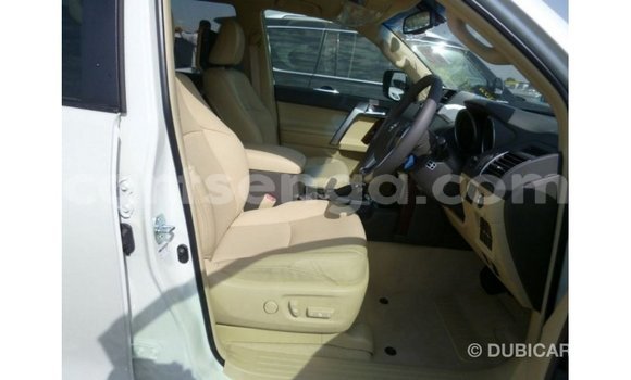 Nunua Imported Toyota Prado White Gari ndani ya Import - Dubai nchini Hhohho Nunua Imported Toyota Prado White Gari ndani ya Import - Dubai nchini Hhohho