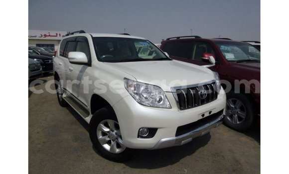 Acheter Import Voiture Toyota Prado Blanc à Import - Dubai, Hhohho Acheter Import Voiture Toyota Prado Blanc à Import - Dubai, Hhohho