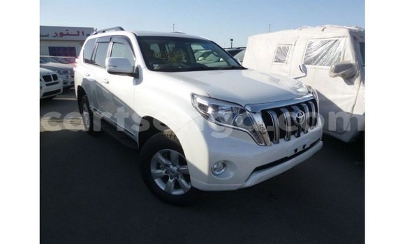 Acheter Import Voiture Toyota Prado Blanc à Import - Dubai, Hhohho Acheter Import Voiture Toyota Prado Blanc à Import - Dubai, Hhohho