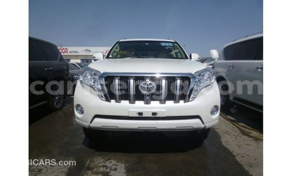 Nunua Imported Toyota Prado White Gari ndani ya Import - Dubai nchini Hhohho Nunua Imported Toyota Prado White Gari ndani ya Import - Dubai nchini Hhohho