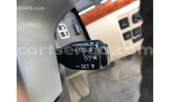 Nunua Imported Toyota Land Cruiser White Gari ndani ya Import - Dubai nchini Hhohho Nunua Imported Toyota Land Cruiser White Gari ndani ya Import - Dubai nchini Hhohho