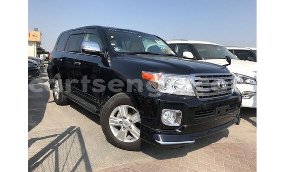 Acheter Import Voiture Toyota Land Cruiser Noir à Import - Dubai, Hhohho Acheter Import Voiture Toyota Land Cruiser Noir à Import - Dubai, Hhohho