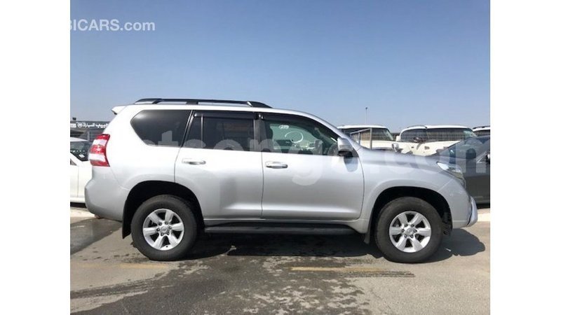 Big with watermark toyota prado hhohho import dubai 15519