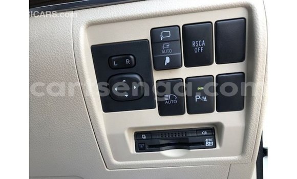 Nunua Imported Toyota Land Cruiser White Gari ndani ya Import - Dubai nchini Hhohho Nunua Imported Toyota Land Cruiser White Gari ndani ya Import - Dubai nchini Hhohho