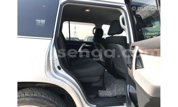 Nunua Imported Toyota Land Cruiser Other Gari ndani ya Import - Dubai nchini Hhohho Nunua Imported Toyota Land Cruiser Other Gari ndani ya Import - Dubai nchini Hhohho