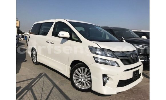 Acheter Import Voiture Toyota Vellfire Blanc à Import - Dubai, Hhohho Acheter Import Voiture Toyota Vellfire Blanc à Import - Dubai, Hhohho