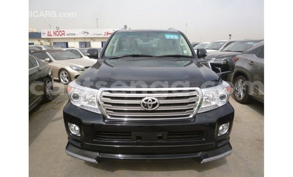 Acheter Import Voiture Toyota Land Cruiser Noir à Import - Dubai, Hhohho Acheter Import Voiture Toyota Land Cruiser Noir à Import - Dubai, Hhohho