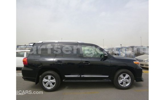 Acheter Import Voiture Toyota Land Cruiser Noir à Import - Dubai, Hhohho Acheter Import Voiture Toyota Land Cruiser Noir à Import - Dubai, Hhohho