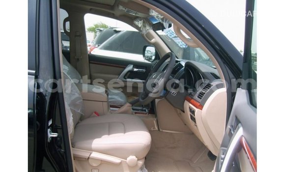 Buy Import Toyota Land Cruiser Black Car in Import - Dubai in Hhohho Buy Import Toyota Land Cruiser Black Car in Import - Dubai in Hhohho