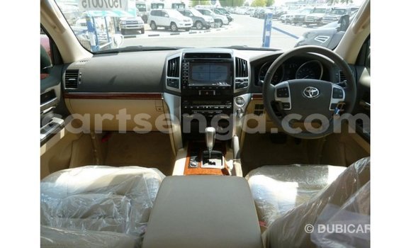 Buy Import Toyota Land Cruiser White Car in Import - Dubai in Hhohho Buy Import Toyota Land Cruiser White Car in Import - Dubai in Hhohho