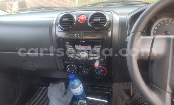 Buy Used Isuzu D–MAX White Car in Mbabane in Manzini Buy Used Isuzu D–MAX White Car in Mbabane in Manzini