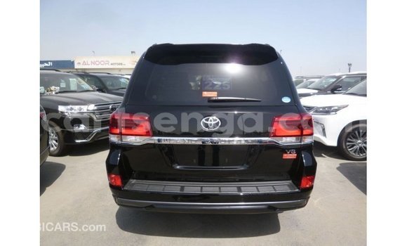 Acheter Import Voiture Toyota Land Cruiser Noir à Import - Dubai, Hhohho Acheter Import Voiture Toyota Land Cruiser Noir à Import - Dubai, Hhohho