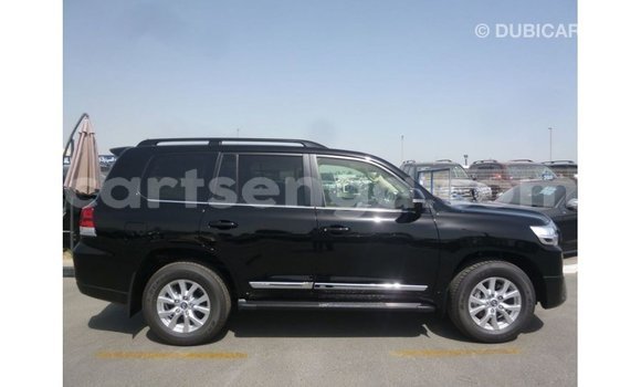Acheter Import Voiture Toyota Land Cruiser Noir à Import - Dubai, Hhohho Acheter Import Voiture Toyota Land Cruiser Noir à Import - Dubai, Hhohho