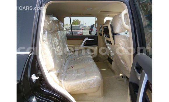 Nunua Imported Toyota Land Cruiser Black Gari ndani ya Import - Dubai nchini Hhohho Nunua Imported Toyota Land Cruiser Black Gari ndani ya Import - Dubai nchini Hhohho