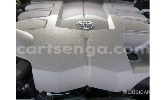 Nunua Imported Toyota Land Cruiser White Gari ndani ya Import - Dubai nchini Hhohho Nunua Imported Toyota Land Cruiser White Gari ndani ya Import - Dubai nchini Hhohho