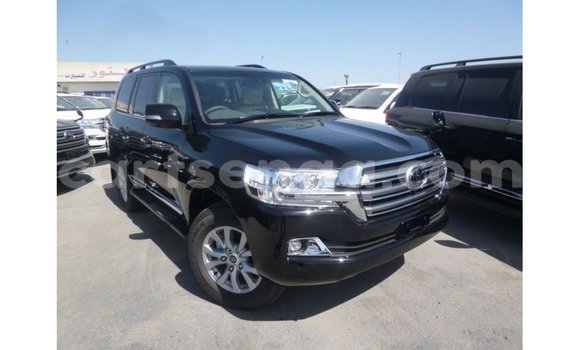 Nunua Imported Toyota Land Cruiser Black Gari ndani ya Import - Dubai nchini Hhohho Nunua Imported Toyota Land Cruiser Black Gari ndani ya Import - Dubai nchini Hhohho