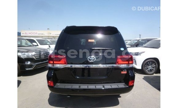 Nunua Imported Toyota Land Cruiser Black Gari ndani ya Import - Dubai nchini Hhohho Nunua Imported Toyota Land Cruiser Black Gari ndani ya Import - Dubai nchini Hhohho