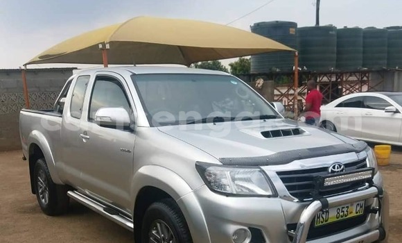 Buy Used Toyota Hilux Silver Car in Mbabane in Manzini Buy Used Toyota Hilux Silver Car in Mbabane in Manzini