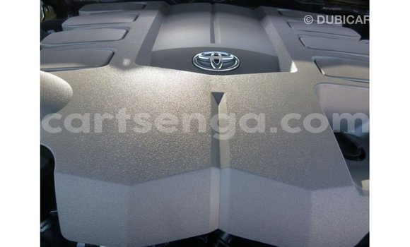 Nunua Imported Toyota Land Cruiser Black Gari ndani ya Import - Dubai nchini Hhohho Nunua Imported Toyota Land Cruiser Black Gari ndani ya Import - Dubai nchini Hhohho