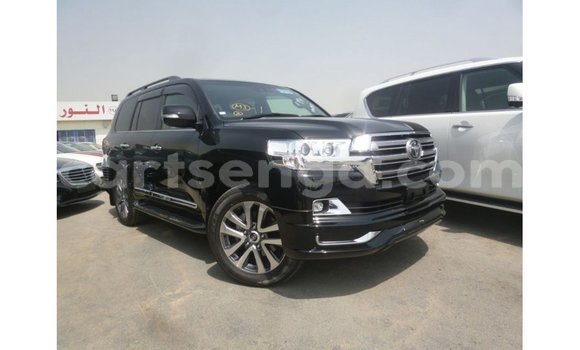Nunua Imported Toyota Land Cruiser Black Gari ndani ya Import - Dubai nchini Hhohho Nunua Imported Toyota Land Cruiser Black Gari ndani ya Import - Dubai nchini Hhohho